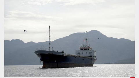Based on data from energy market analytics company Kepler, ship traffic in the Strait of Hormuz decreased again on Tuesday as security concerns…