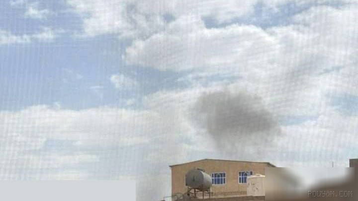 Saudi warplanes bombed Sana’a airport, and smoke can be seen above this airport