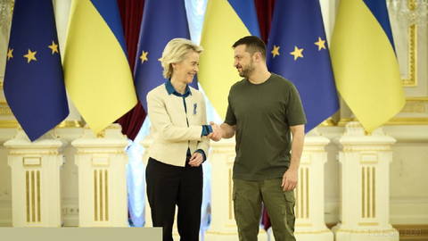 Ukraine and the EU sign an agreement that includes drone production across the bloc and combines Ukraine’s battlefield expertise with…