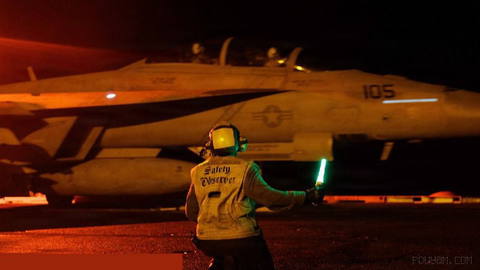 American aircraft carrier “George H.W. Bush” in the Gulf of Oman; Super Hornet flight