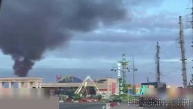 ❌🔥 Scenes from the city of Tver in Russia, where an oil refinery is still burning after the recent attack by Ukrainian drones