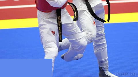 🔼 🥋 صعود زندی به یک هشتم تکواندو 🥋 ابوالفضل زندی در وزن 58- کیلوگرم تکواندو، در نخستین مبارزه خود در مرحله یک شانزدهم نه…