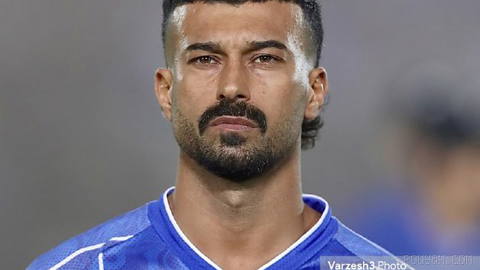 ❌🔵 Resmi; Ramin Rezaeian’ın Esteghlal ile yollarını ayırması, Esteghlal Kulübü’nün açıklamasıyla ve Rezaeian’ın sözleşmesinin hükümleri ile, oyuncunun iş birliğini sürdürmek için önerilen koşulları kabul etmemesi dikkate alınarak, karşılıklı mutabakat zaptının süresinin bitmesinin ardından kulübün onunla iş birliğini kesmeye karar verdi…