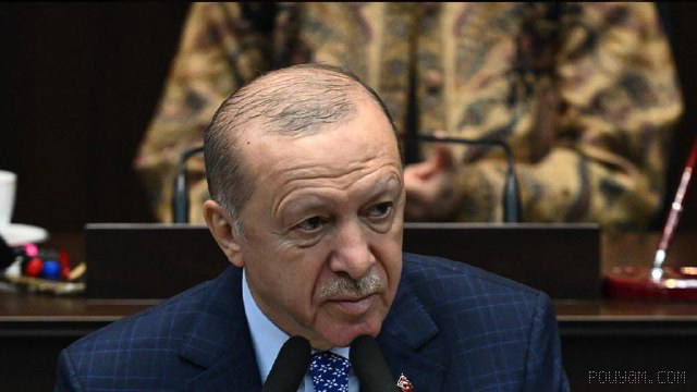 Turkish President Recep Tayyip Erdogan welcomes Libya's eastern-based
