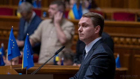 ⚡Breaking: Ukraine's prosecutor general resigns amid major corruption scandal.