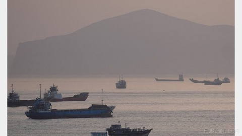 Saudi Arabia and Egypt’s foreign ministers reject any attempts to create disruption in passage through international waterways in phone call