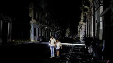 Cuba's national electric grid collapses, plunging island into darkness