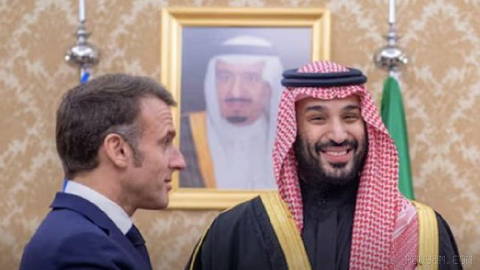 Mohammad bin Salman, Saudi Arabia’s Crown Prince, in a telephone call with Emmanuel Macron,
