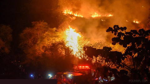 🛑Double disaster in Colombia as wildfires surge while emergency crews
