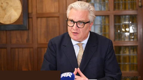 Belgium’s Prince Laurent formally recognizes 26-year-old man as his son