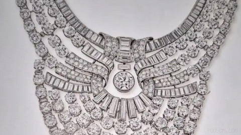 Nazzali Queen’s necklace, kept in an Austrian museum, was stolen last night;