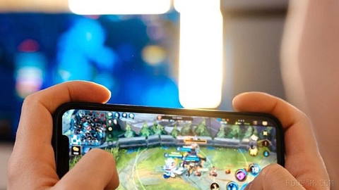 A new study has found a strong association between mobile gaming