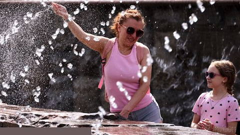 Rusya’da 2026 yazı kayıtlara geçen en sıcak dönem oldu; hava durumu uzmanı Mihail Liyus söyledi.
