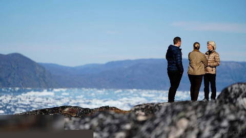 Ursula von der Leyen, head of the European Commission, says in her Greenland speech that the EU is “fully aligned” with…