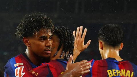 🔻Barcelona’s football team defeated Racing 7–2 in the sixth week of La Liga.