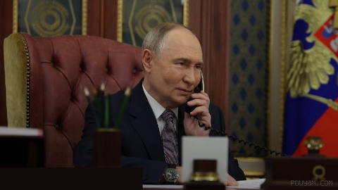 Russian President Vladimir Putin and his Uzbek counterpart Shavkat