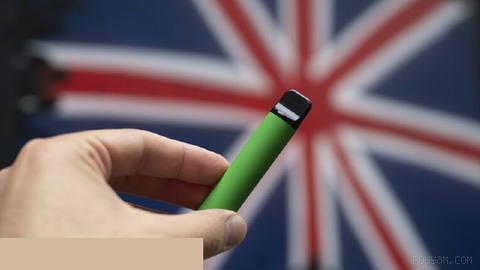 📈 Vaping exceeds cigarette smoking in UK for second year