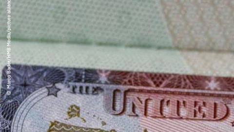 🔶 دولت ترامپ بیش از ۳۰۰ هزار ویزای آمریکا را لغو کرده است