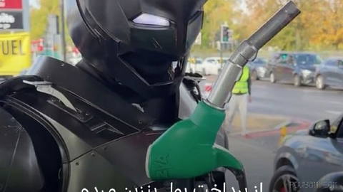 🔻A mysterious masked figure has appeared across London and is doing charitable work.